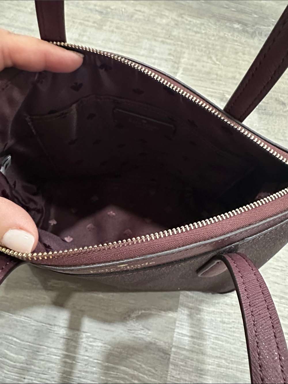 kate spade burgundy glitter tote - Picture 3 of 7